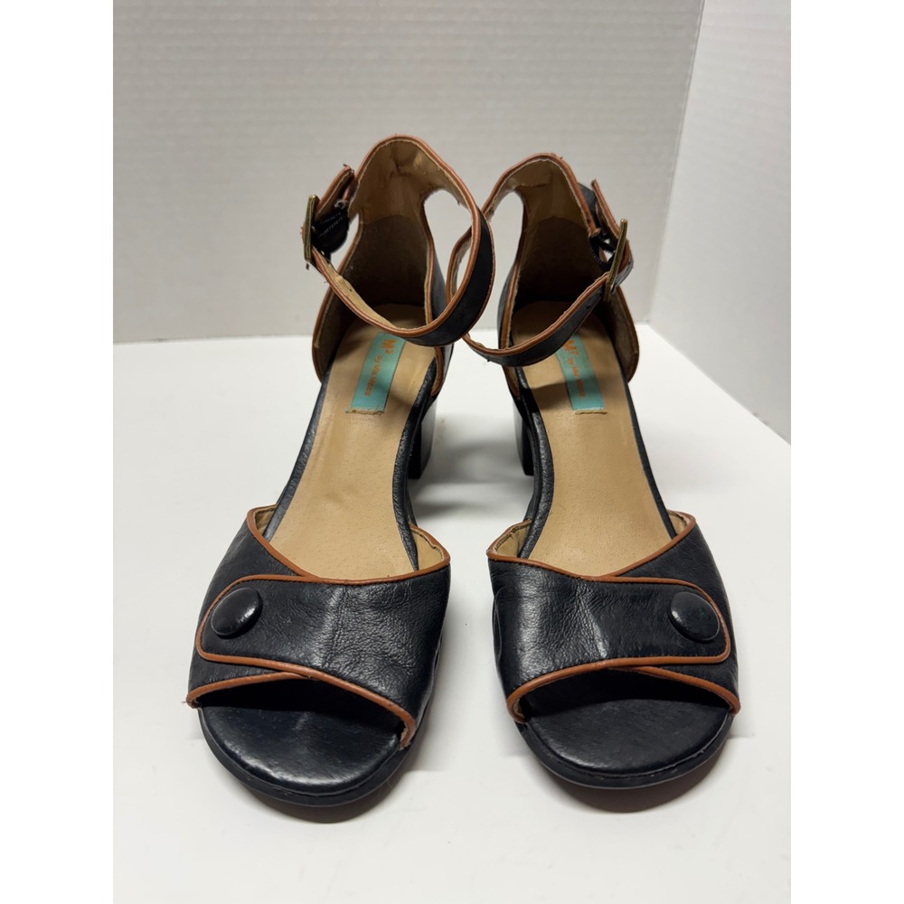M2 by Miz Mooz Black Leather Ankle Strap Block Heel Sandals Button Detail 6.5 37 - Picture 2 of 11